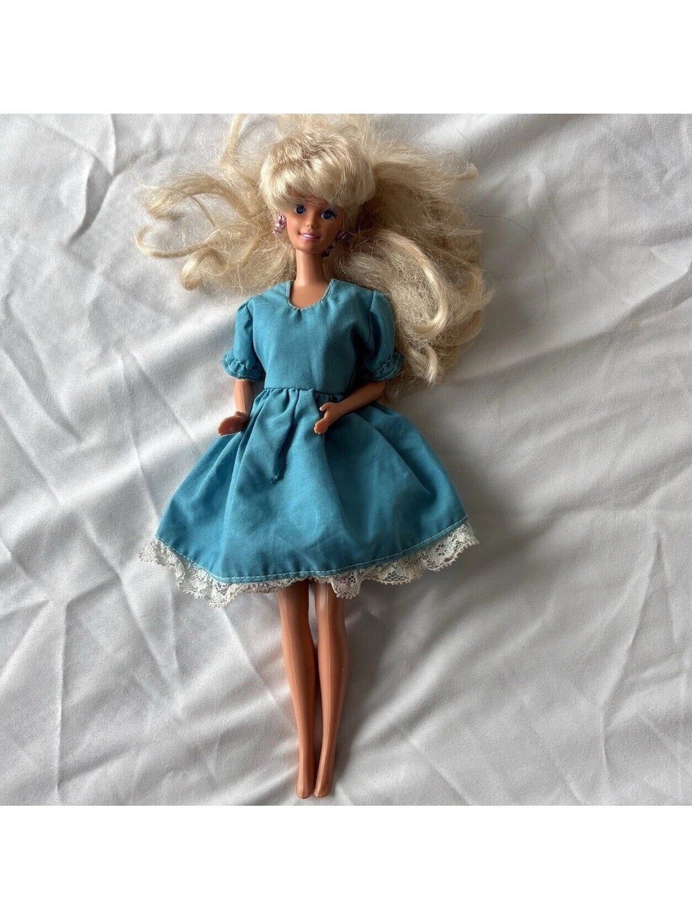 Vintage Mattel Barbie Doll Blonde Blue Eyes Bendable Legs Twist Waist 1966 Body